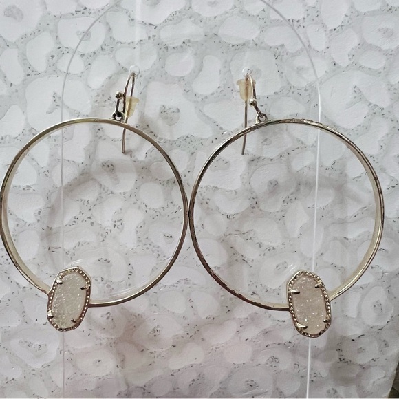 Kendra Scott Earrings - Picture 4 of 12